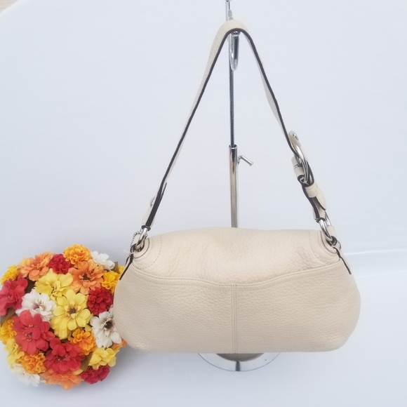 No longer available- COACH HANDBAG CREAM COLOR - Picture 2 of 16